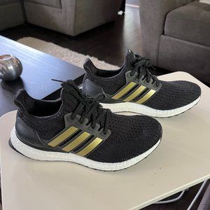 Size 6.5 Adidas Primeblue Sneakers